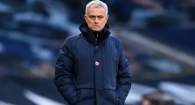 德甲巅峰对决：勒沃库森与法兰克福攻防战术智慧对决